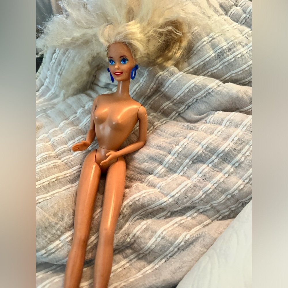 Vintage blonde Barbie